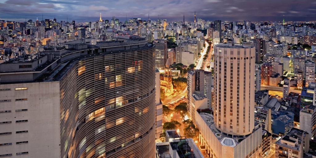 Brazil, Sao Paulo, Edificio Copan by Oscar Niemeye