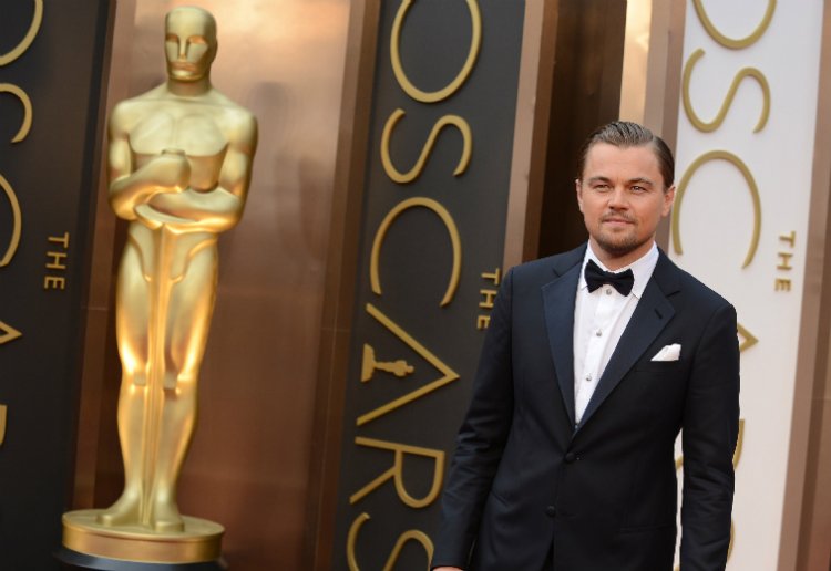Leonardo diCaprio da exemplo no Oscar!
